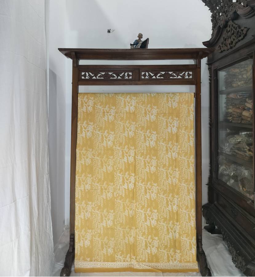 Kain 1 Warna Motif Bulusan