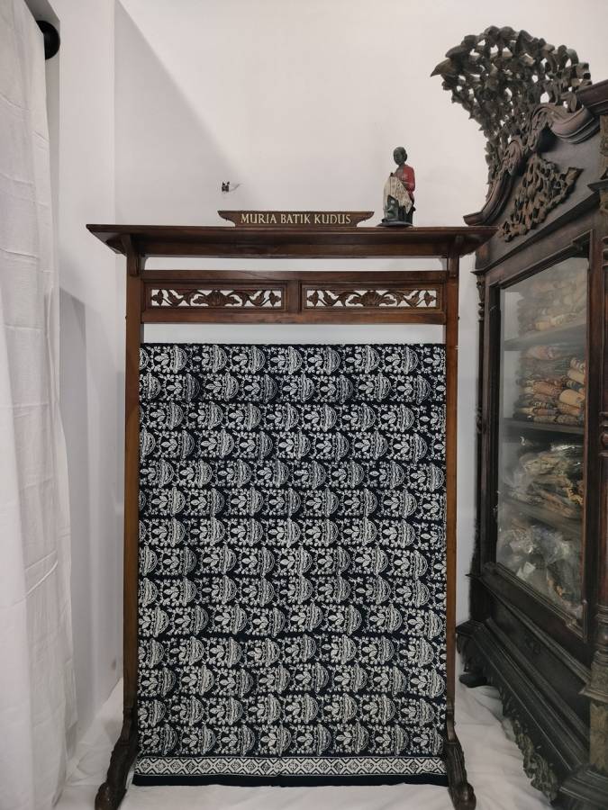 Kain Batik Motif Kretek kapal kandas